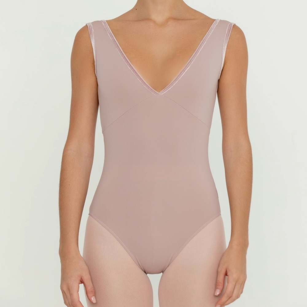 Bullet pointe Leotard Velvet trim
